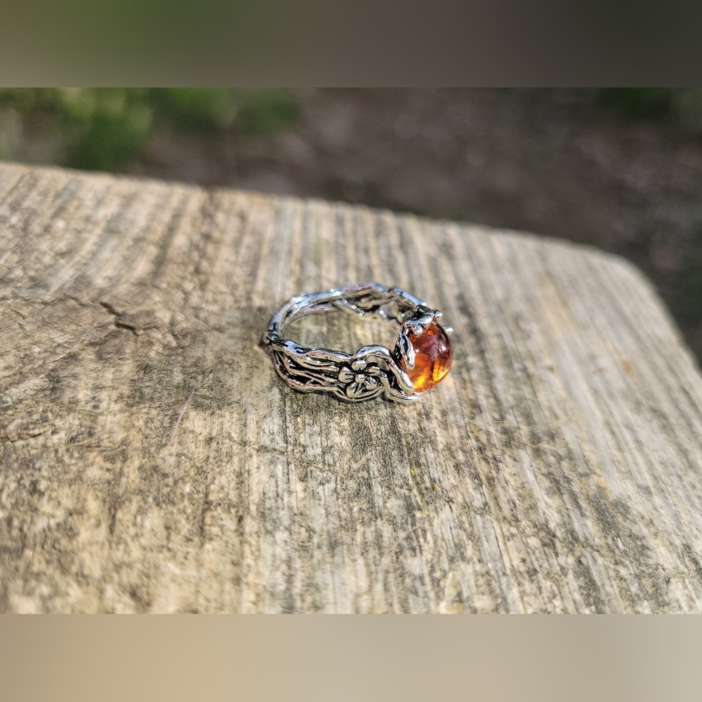 Silver and Amber Women's Ring